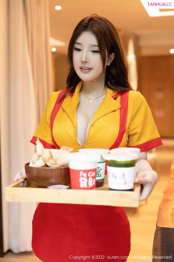 小海臀  [XiuRen]高清写真图 2022.08.29 No.5509 小海臀Rena第6张图片